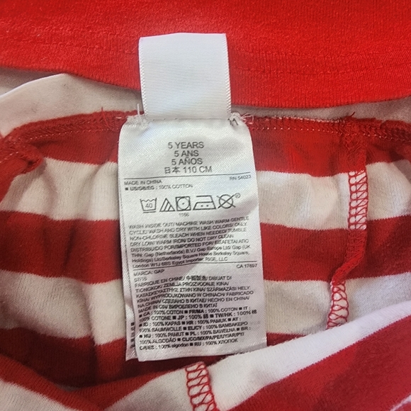 [ Baby Gap] size 5-cutest long sleeve & pants pajama set- red/ white stripe 🐻‍❄ - Picture 9 of 16